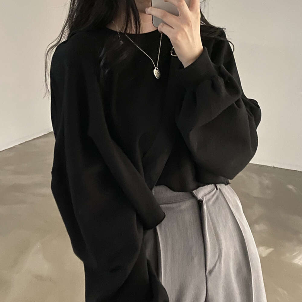Short hoodie women's autumn solid color new loose fitting open navel round neck top