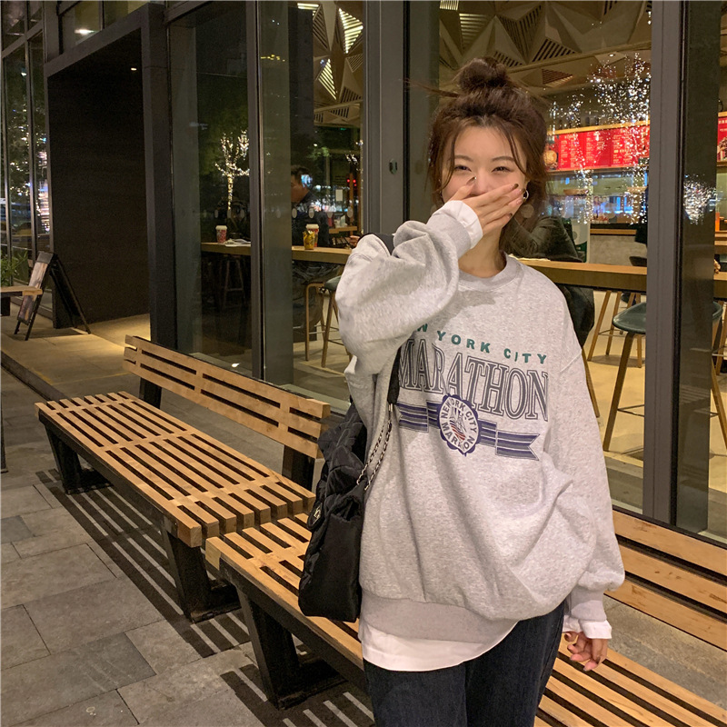 Autumn and Winter Loose Korean Version Spliced Fake Two Piece Long Sleeve Casual Sweater Female Student Personality Top Women's Fashion