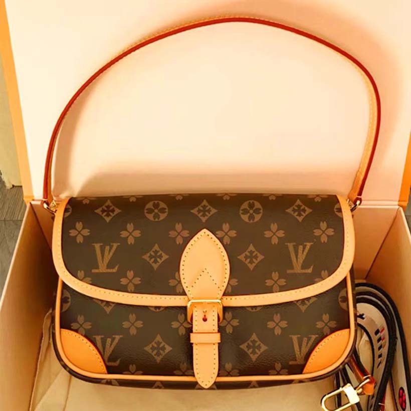 Designer Bag Women Shoulder Bags Top Fashion Postman Satchel Clutch Cross Body Genuine Leather Hobo Chain Handbag Embossed Flower Stripes Luxury Brand Bag 009