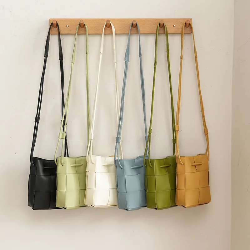 Fashion Women Woven Mobile Phone Bag PU Leather Handbags Female Large Capacity Shoulder Bags Crossbody 240810