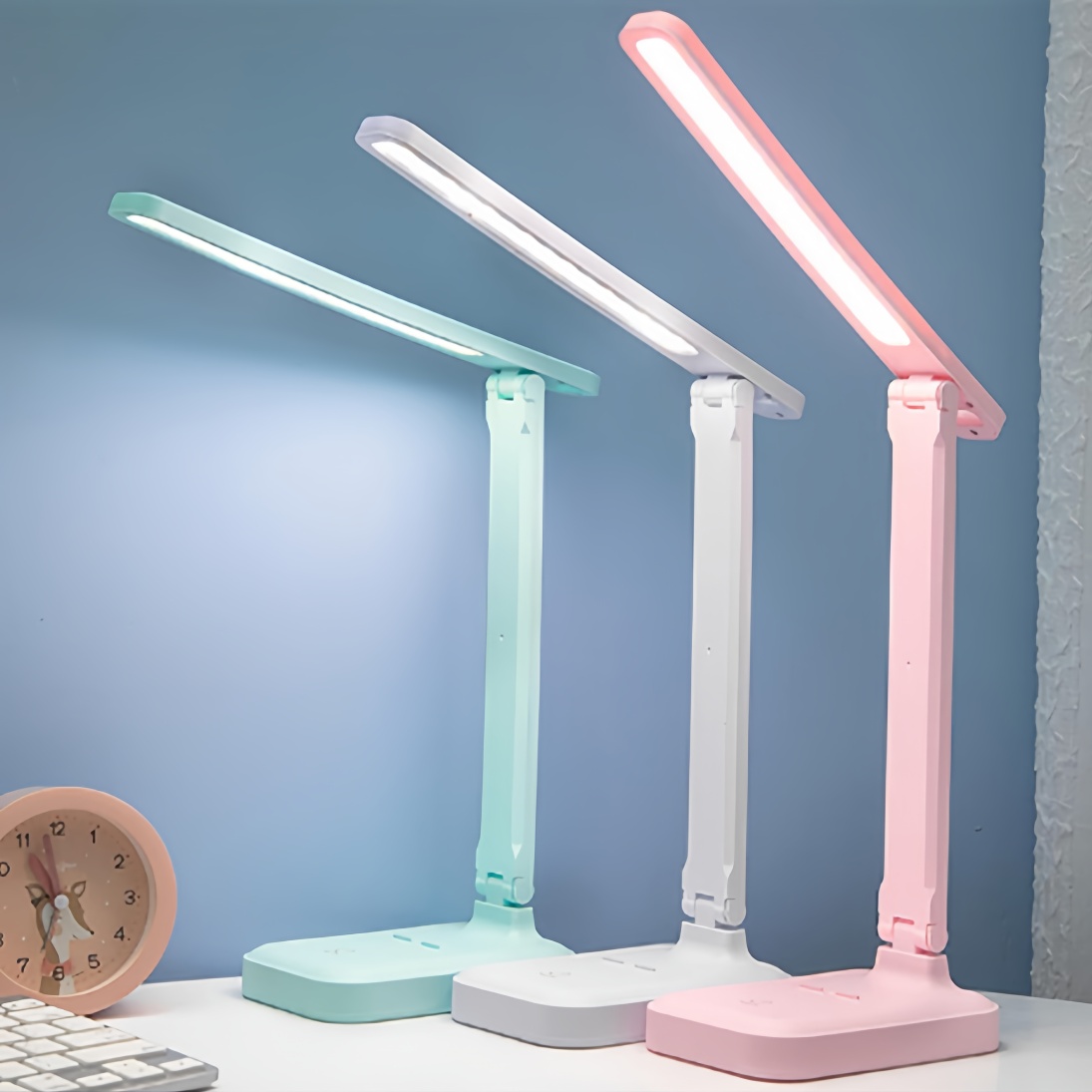 Compact USB-Powered LED Touch Table Light with Built-in Radio Versatile Readling and Desk Illumination Solution