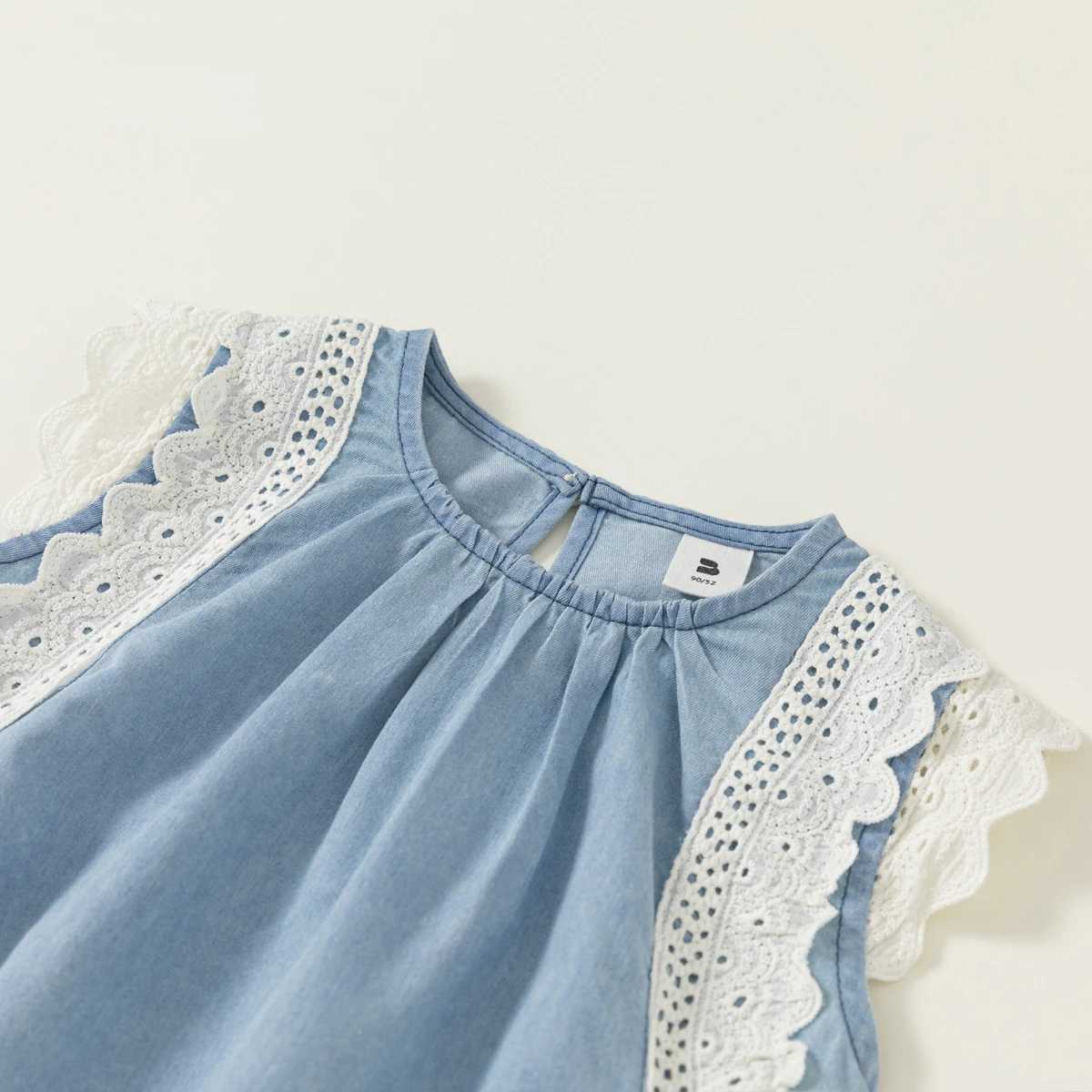 Childrens clothing without sleep fashionable and cute style denim dress lace summer dress baby clothingW240720