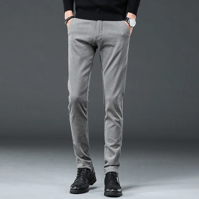 KUBRO Mens Clothing Off White England Man Pants Fashion Stretch Casual Trousers Business Slim Fit Male Plaid 240806