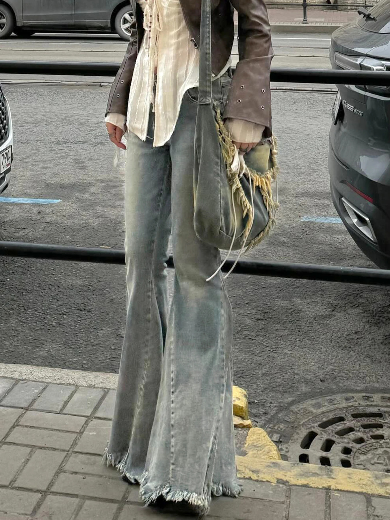 Weekeep Distressed y2k Jeans Vintage 2000s Low Rise Flared Pants Korean Fashion Denim Boot Cut Pants for Women Harajuku Trousers 240807