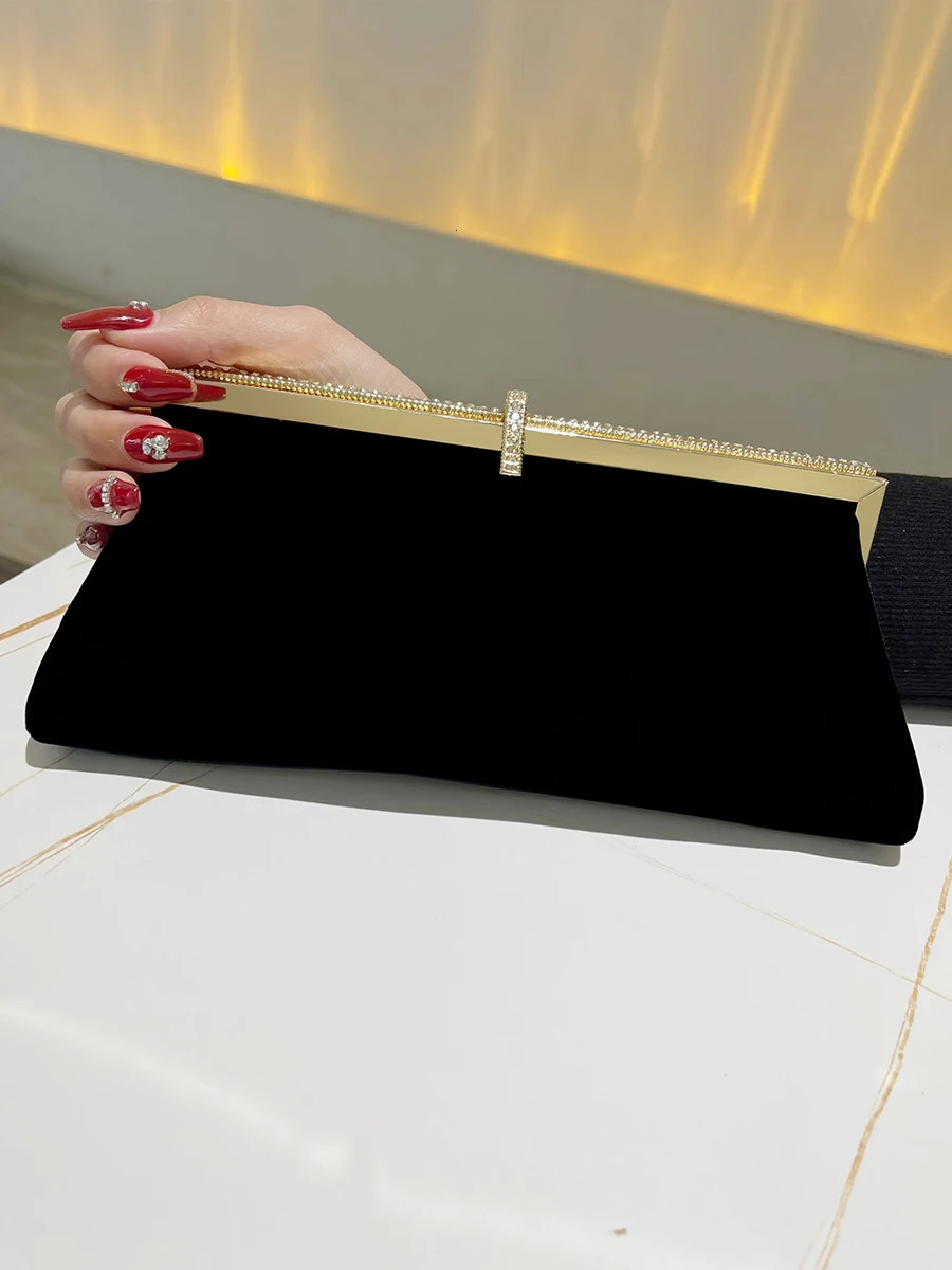 Black Velvet Dinner Clutch Wedding Handbag Annual Meeting Small Bag with Formal Wallet Single Shoulder Fashion Evening 240806Z