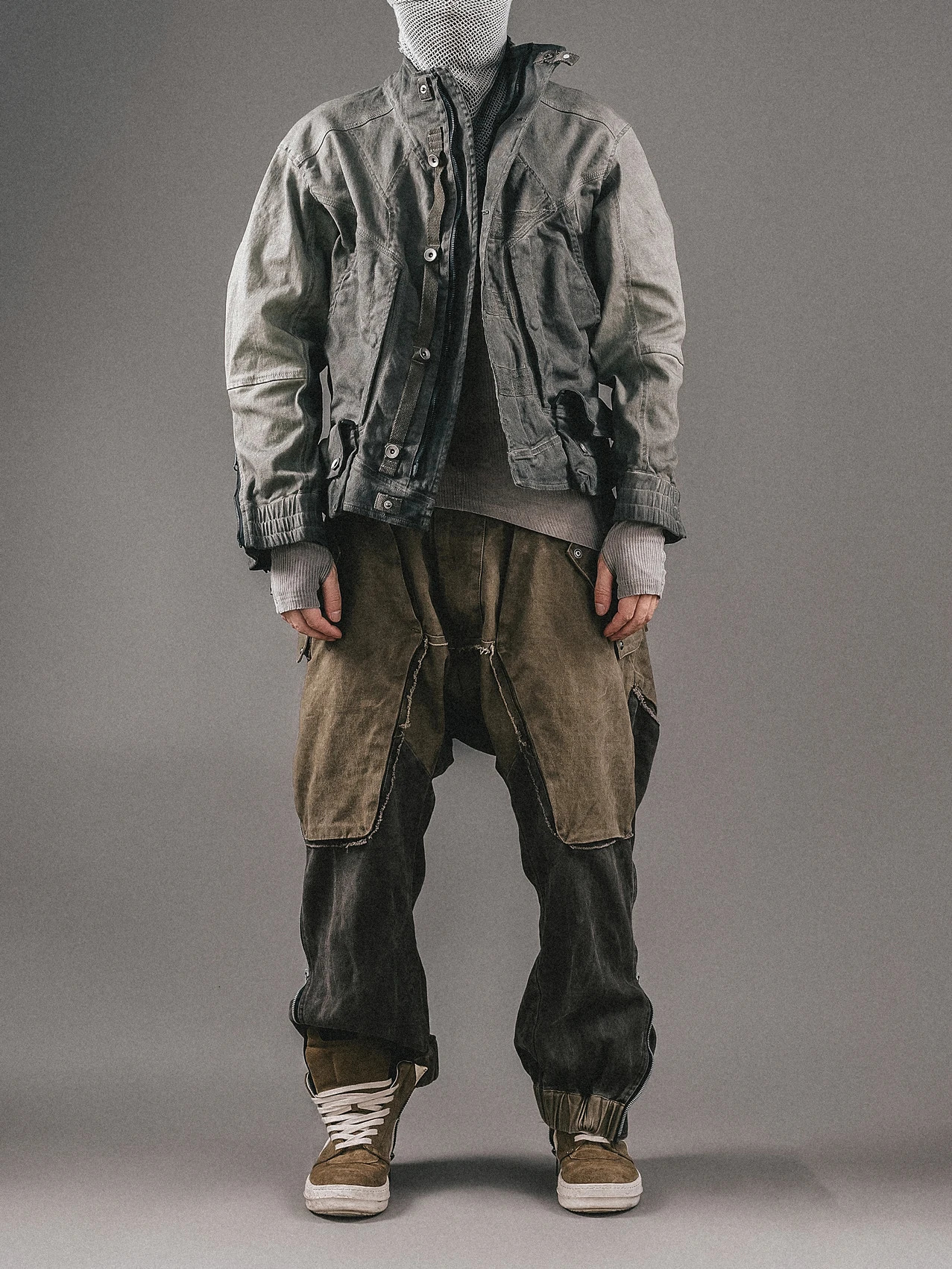 Techwear Women Drawstring Design Zipper Leg Stitching Contrast Color Washed Mens Casual Style Distressed Pants 240806