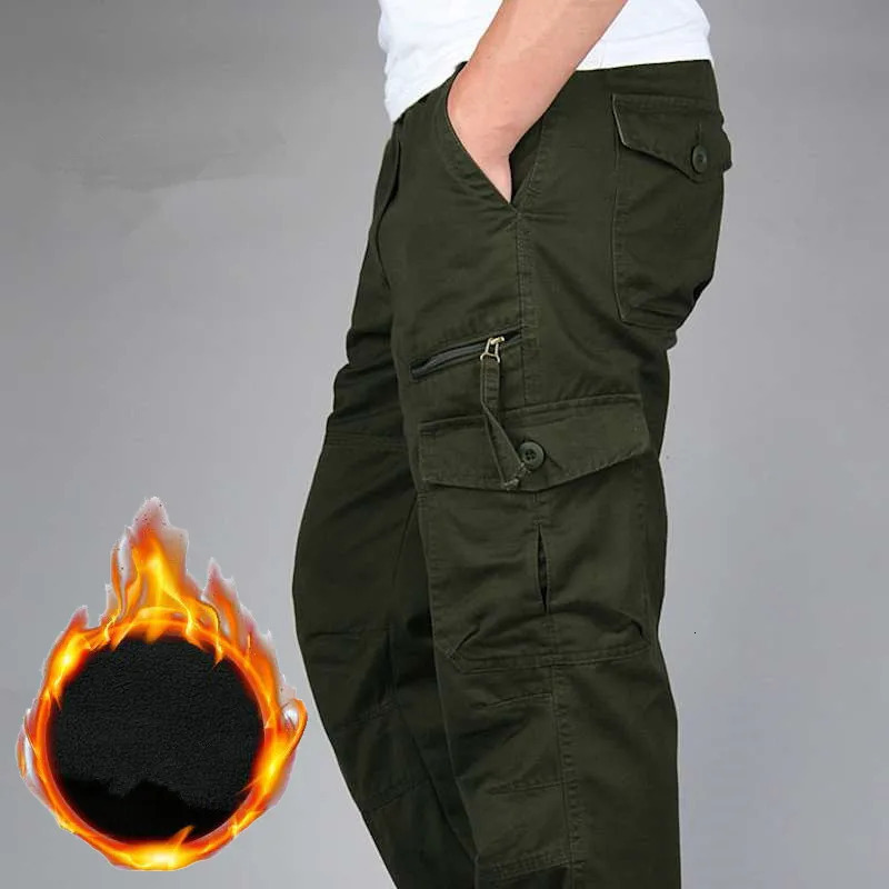 Winter Fleece Lining Cargo Pants Men Thick Warm Baggy Cotton Double Layer Long Trousers Tactical Size M3XL 240806