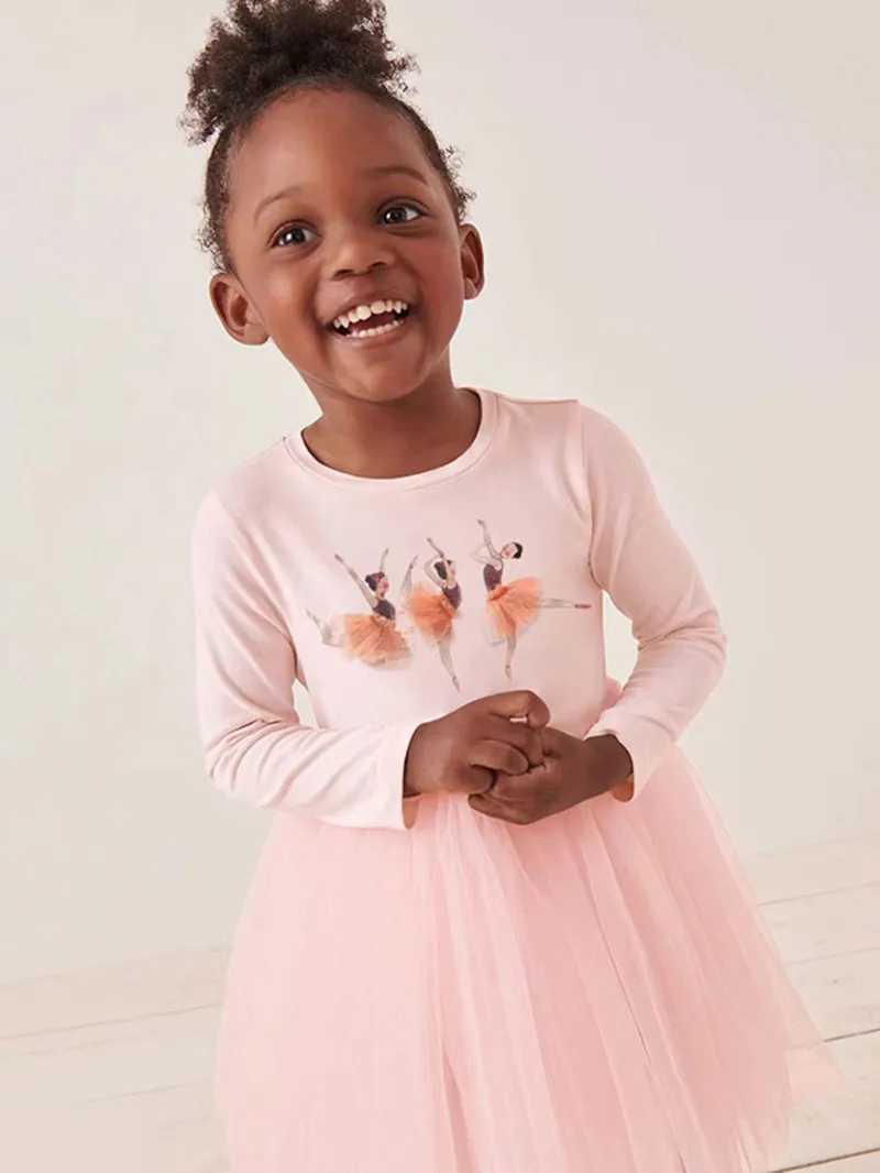 2-7-year-old childrens fashion dress girls long sleeved floral dress wear New Years clothing for birthday partiesW240720