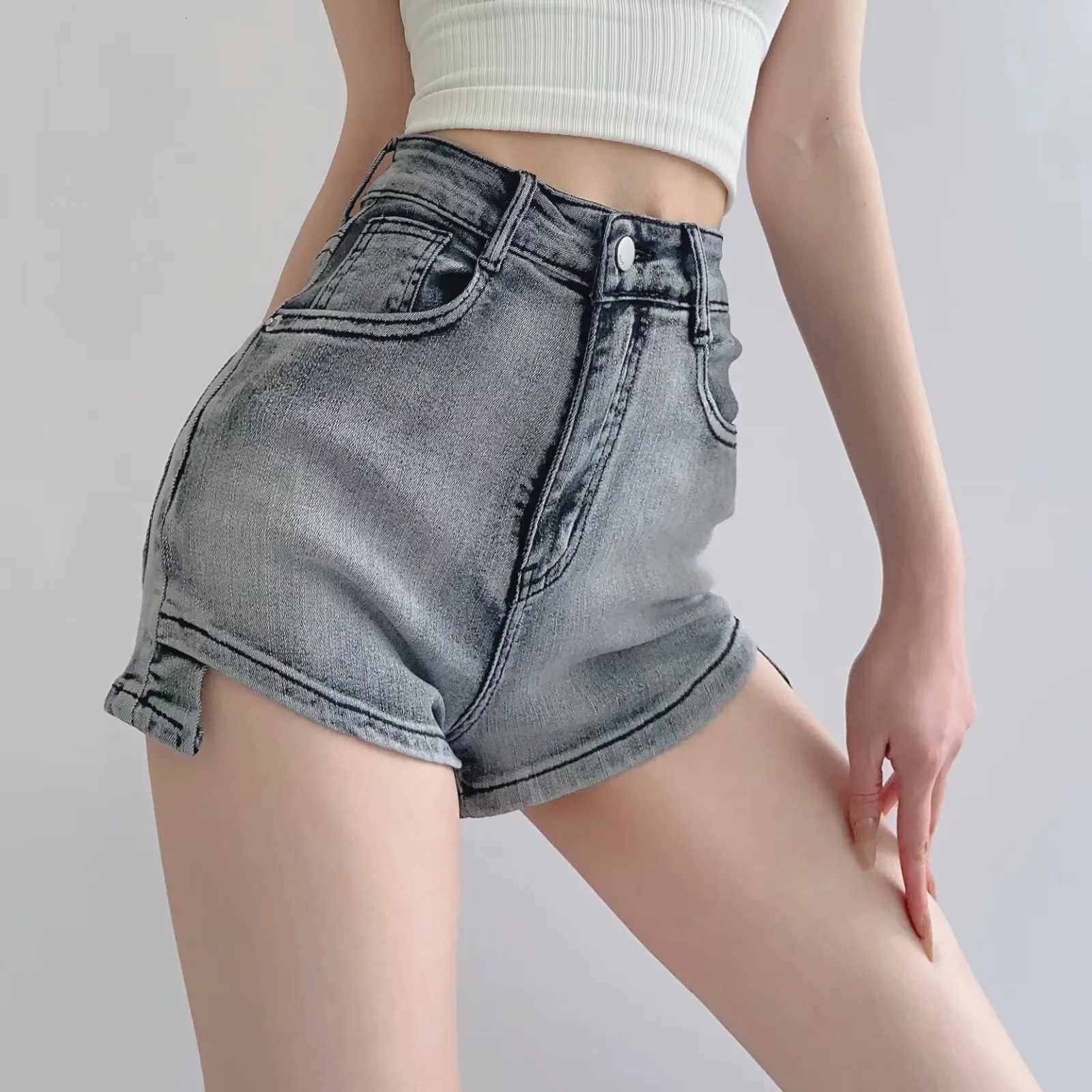 Hot girl outfit high waisted denim shorts for women 2023 summer new street trend front short back long sweet and spicy hot pants