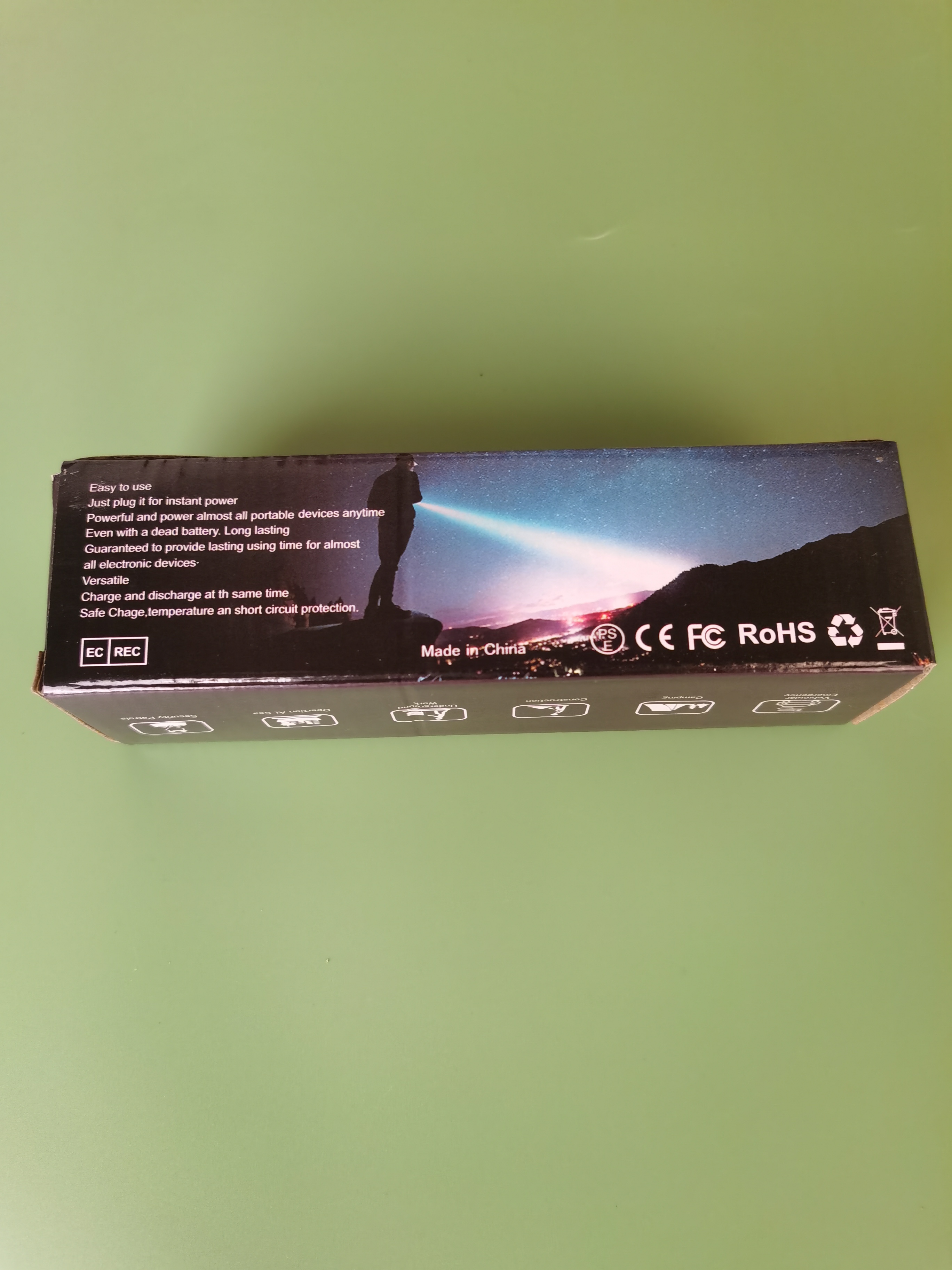 Ultra Bright White Beam LED Flashlight with Built-In Battery - Adjustable Focus for Tactical Use