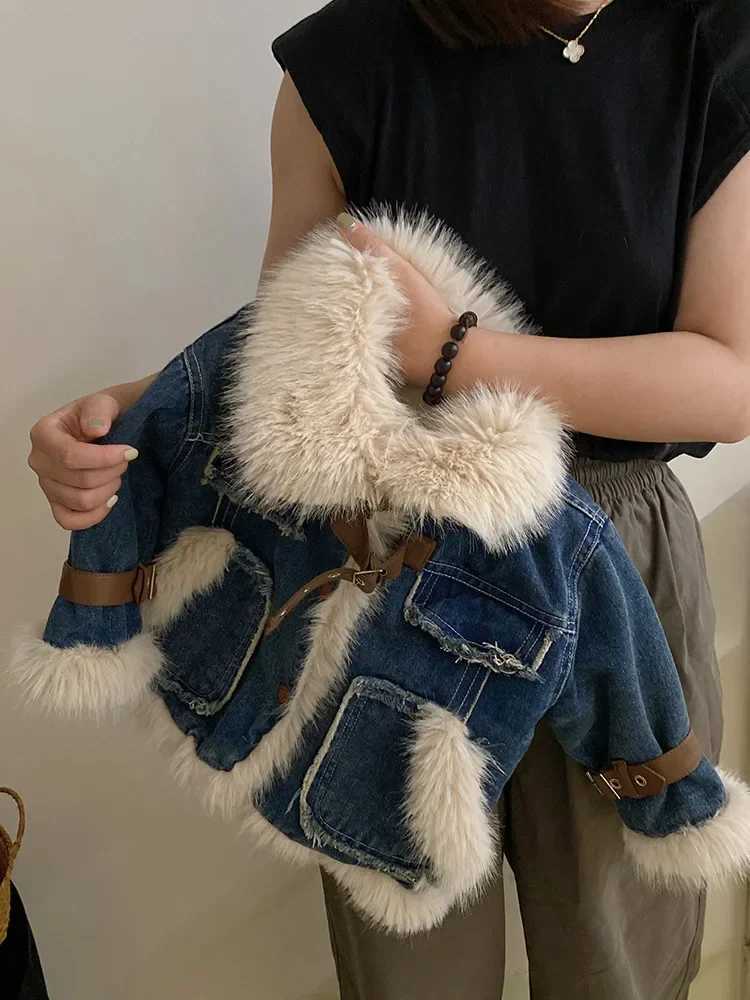 Parkas Winter Season Girl New Fur Lapel Collar Thickening Cowboy Coat Plush Outerwear Fashion 2023 Long Sleeve Cool Y240803