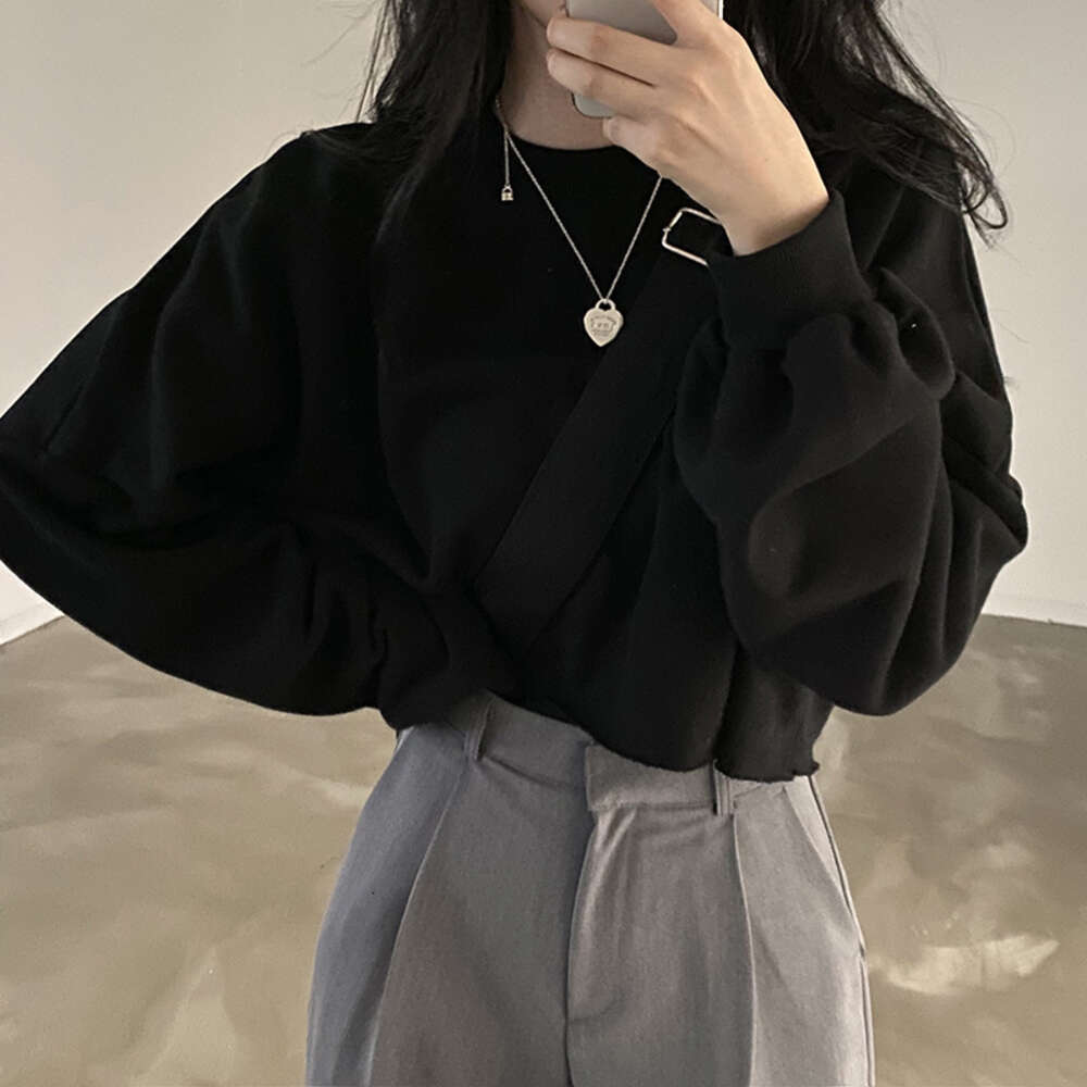 Short hoodie women's autumn solid color new loose fitting open navel round neck top