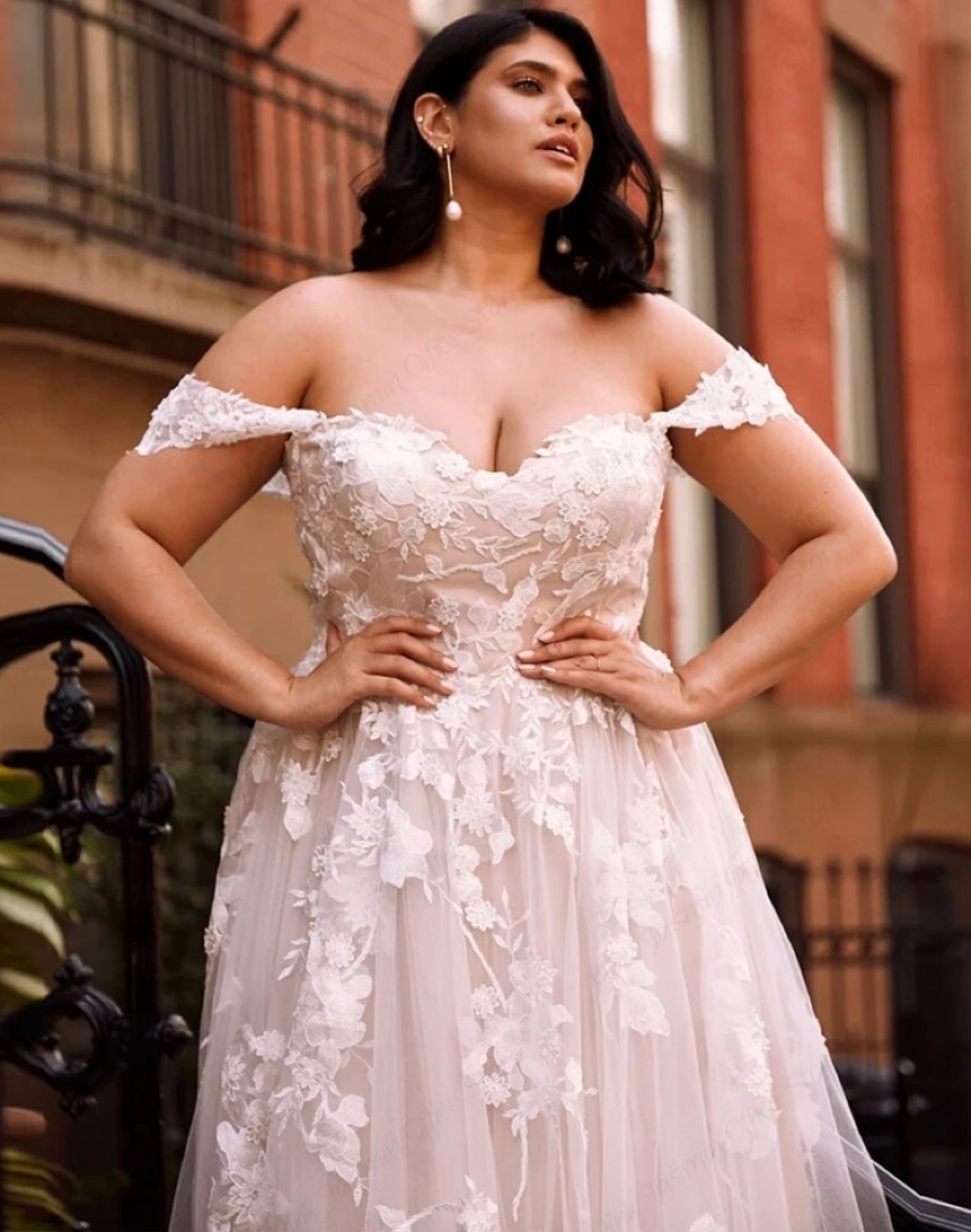 Long Sleeve Bridal Gown Sexy Appliques Floral Beading Wedding Dress Floor Length Open Back Cut-out Handmade Lace Brides Dresses 01