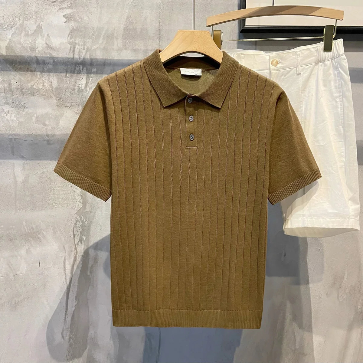 Spring/Summer Vintage Mens Loose Polo Shirts Neck Knitwear Mens Casual Jacquard Vertical Polo Shirt Top Men Shirts 240807