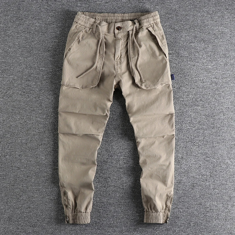 Retro Cargo Pants for Men with Functional Pockets and Distressed Wash 240806