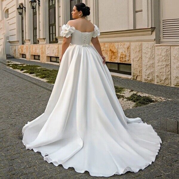 Modern Spaghetti Wedding Dresses with Wrap Sequins Lace Beaded Appliques Beading Crystal Sleeveless Button A-Line Bridal Gown Vestidos De Novia 01