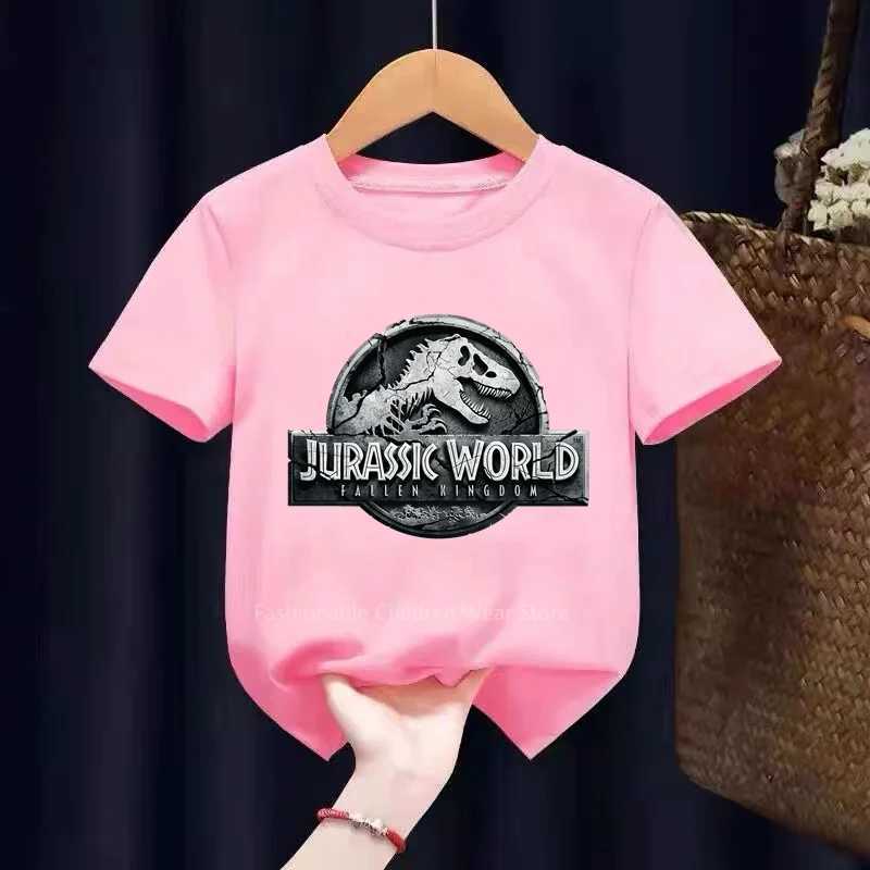 Dino Chic 2024 new dinosaur graphic T-shirt suitable for boys and girls cotton casual short sleeved cool outdoor childrens clothingW240718