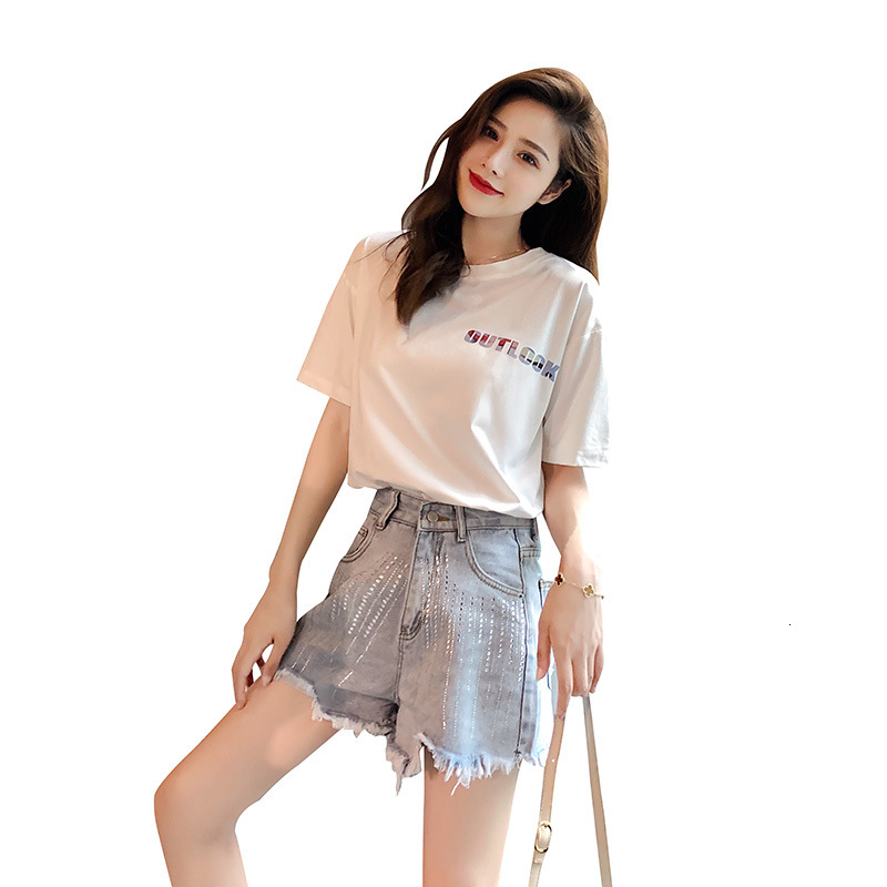 Summer new Korean version high waisted A-line bright diamond internet famous denim shorts with women's fringed edges, slimming and wide leg hot p
