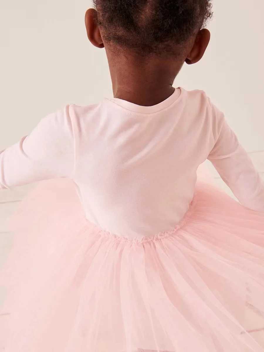 2-7-year-old childrens fashion dress girls long sleeved floral dress wear New Years clothing for birthday partiesW240720