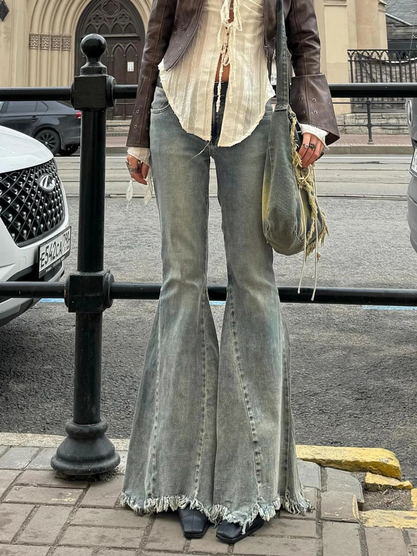 Weekeep Distressed y2k Jeans Vintage 2000s Low Rise Flared Pants Korean Fashion Denim Boot Cut Pants for Women Harajuku Trousers 240807
