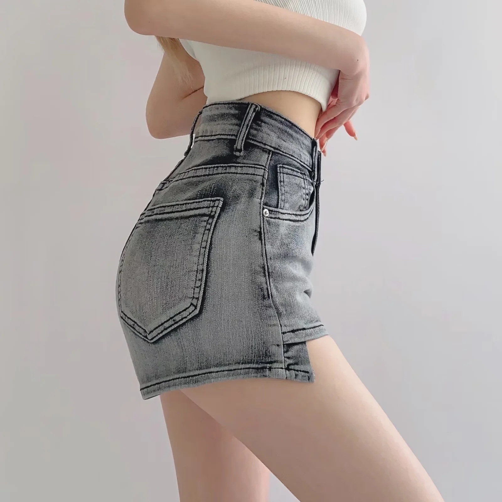 Hot girl outfit high waisted denim shorts for women 2023 summer new street trend front short back long sweet and spicy hot pants