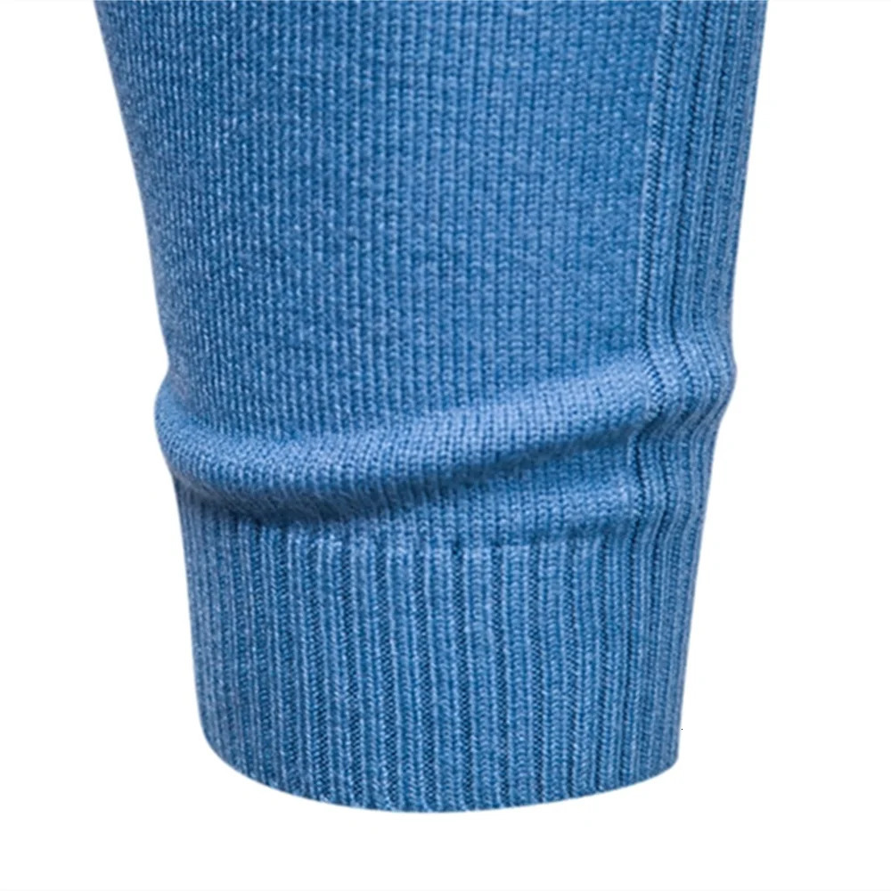 Winter Thickness Pullover Men O-neck Solid Color Long Sleeve Warm Slim Sweaters Men Mens Sweater Pull Male Clothing 240816