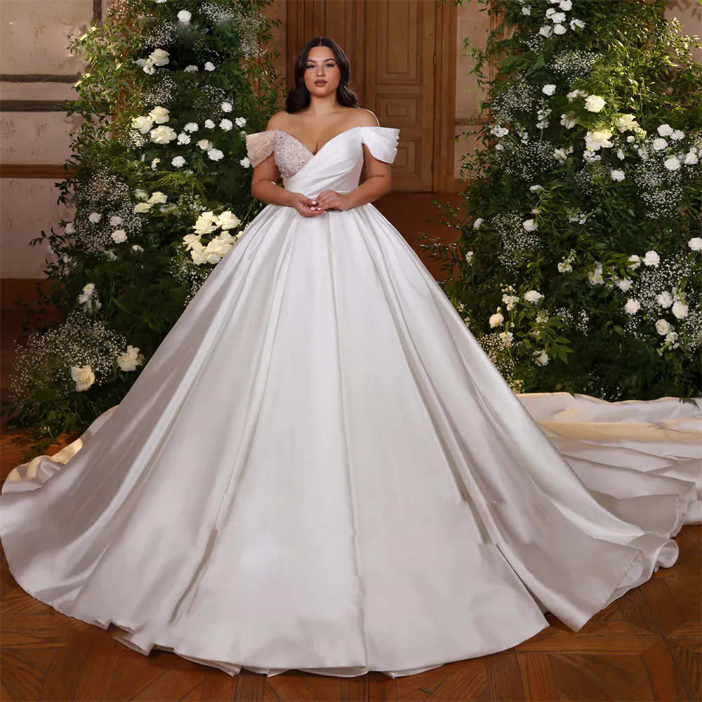 Fashion Beach Wedding Dresses A-Line Off Shoulder Appliques Lace Bridal Gowns Tulle Sweep Train Bohemian Wedding Dress 01