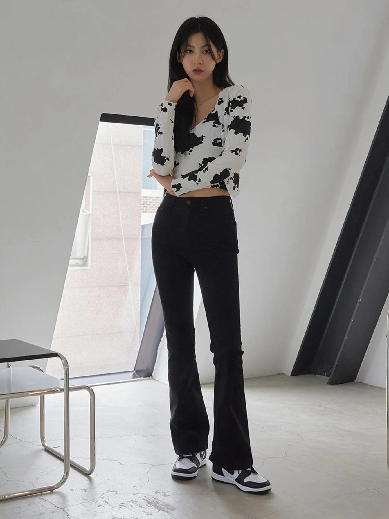 ReddaChic Women Basic Solid Black Flare Jeans with Slit Y2k Trousers Stretchy Slim Fit Denim Casual Bootcut Pants Bell Bottoms 240807