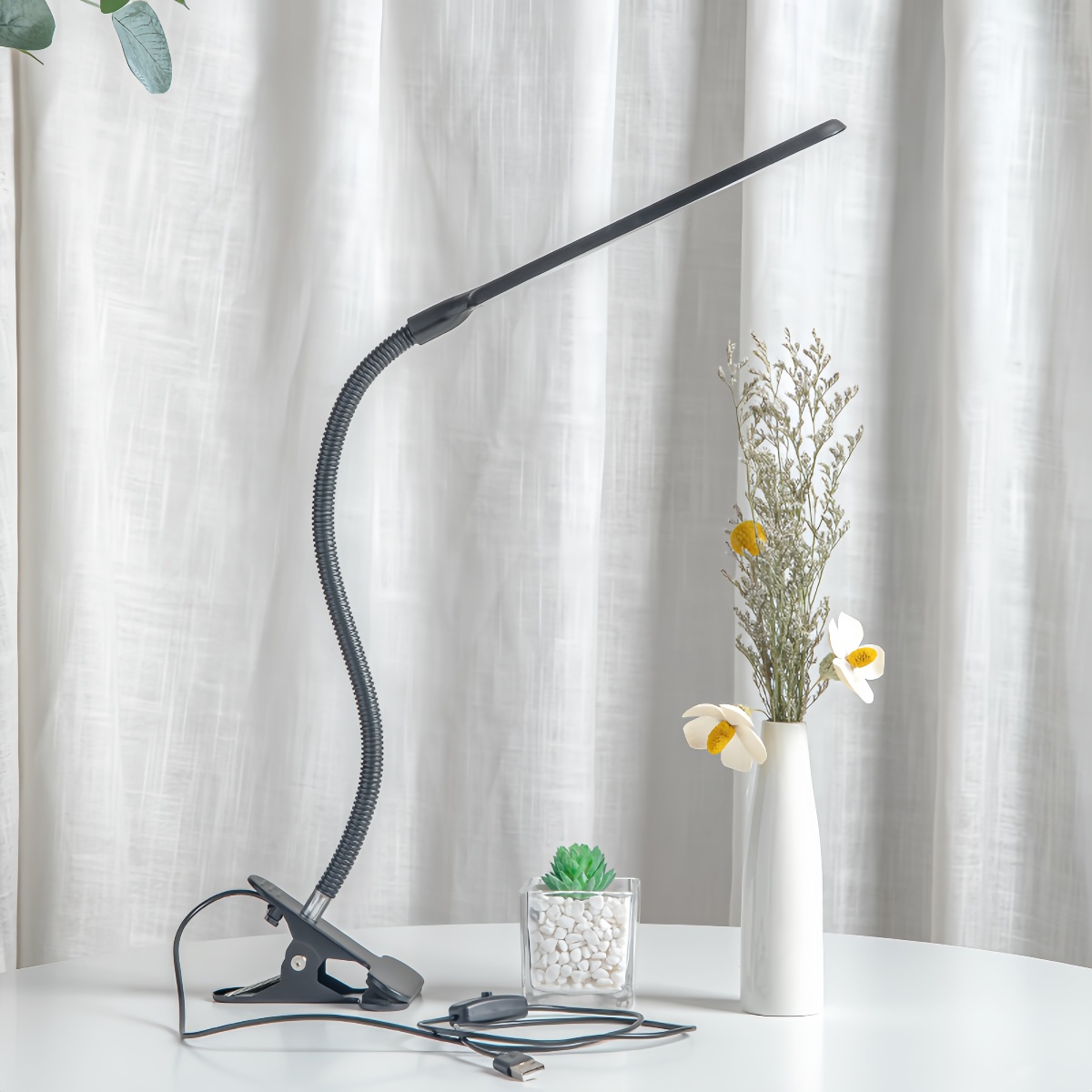 Bedroom Bedside Lamp Student Reading Light On Desk Lamp for Office Use Durable Material with Adjustable Angle