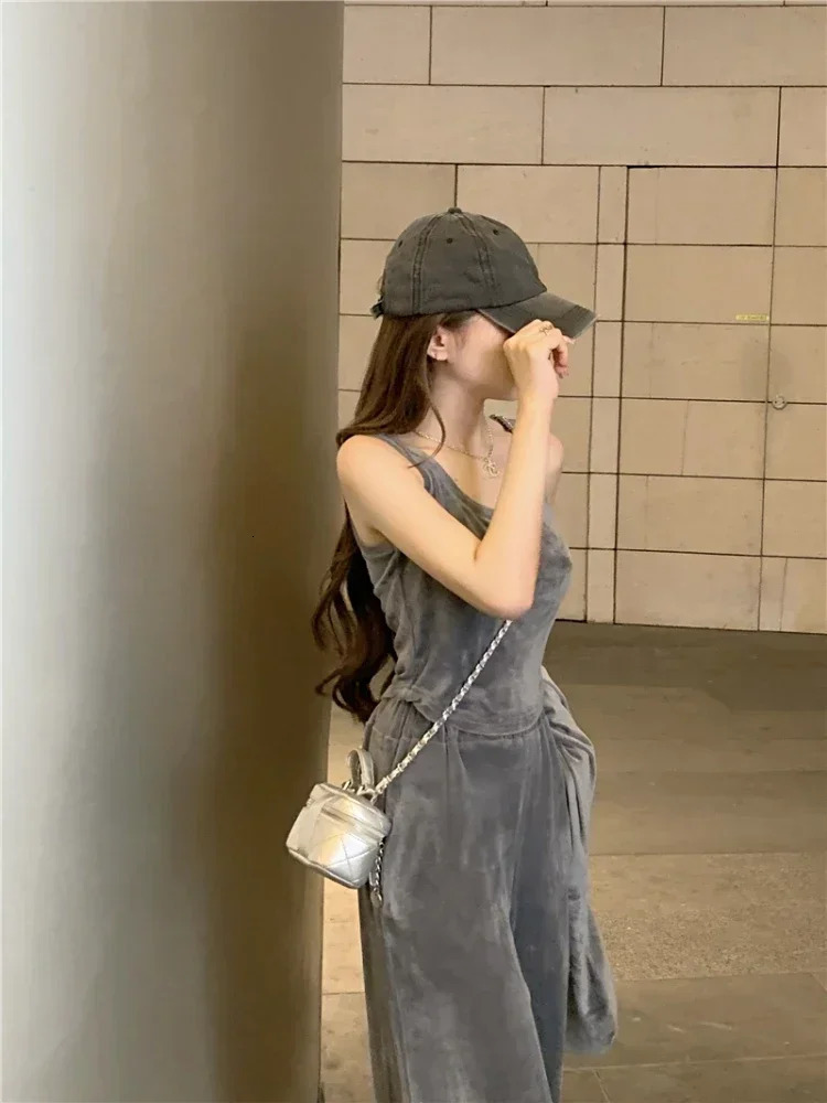Fashion Velvet Hooded Sweater Tank Top Sports Pants Three Piece Set Women Korean Soft Casual Solid Loose Gray Sweatershirt Suit 240807