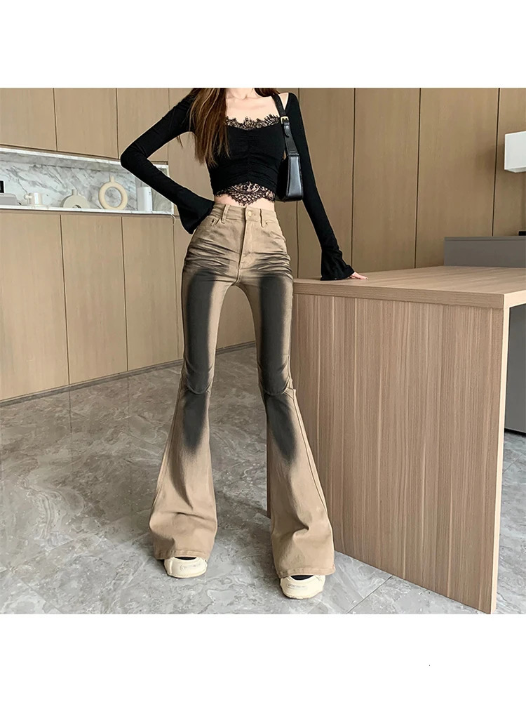 Women High Waist Gyaru Flare Jeans Dark Academia Bell Bottom Trashy Y2k Japanese Streetwear Denim Pants Grunge Goth Hip-pop Punk 240807