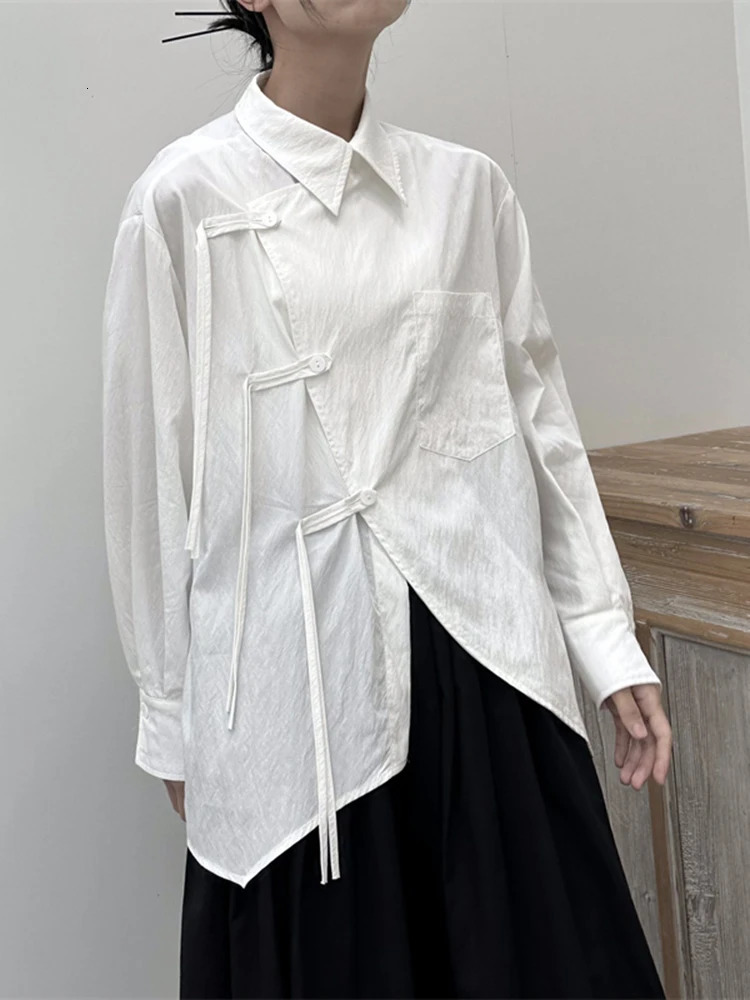 EAM Women White Buckle Irregular Big Size Blouse Lapel Long Sleeve Loose Fit Shirt Fashion Spring Autumn 1DF7846 240807
