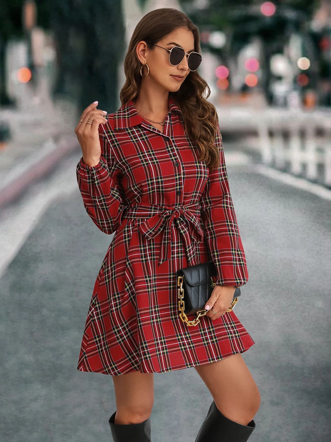 Spring and Autumn Womens Fashion and Elegance Casual Commuting Slim Fit Lacing Button Lantern Sleeve Plaid Shirt Dress 240807