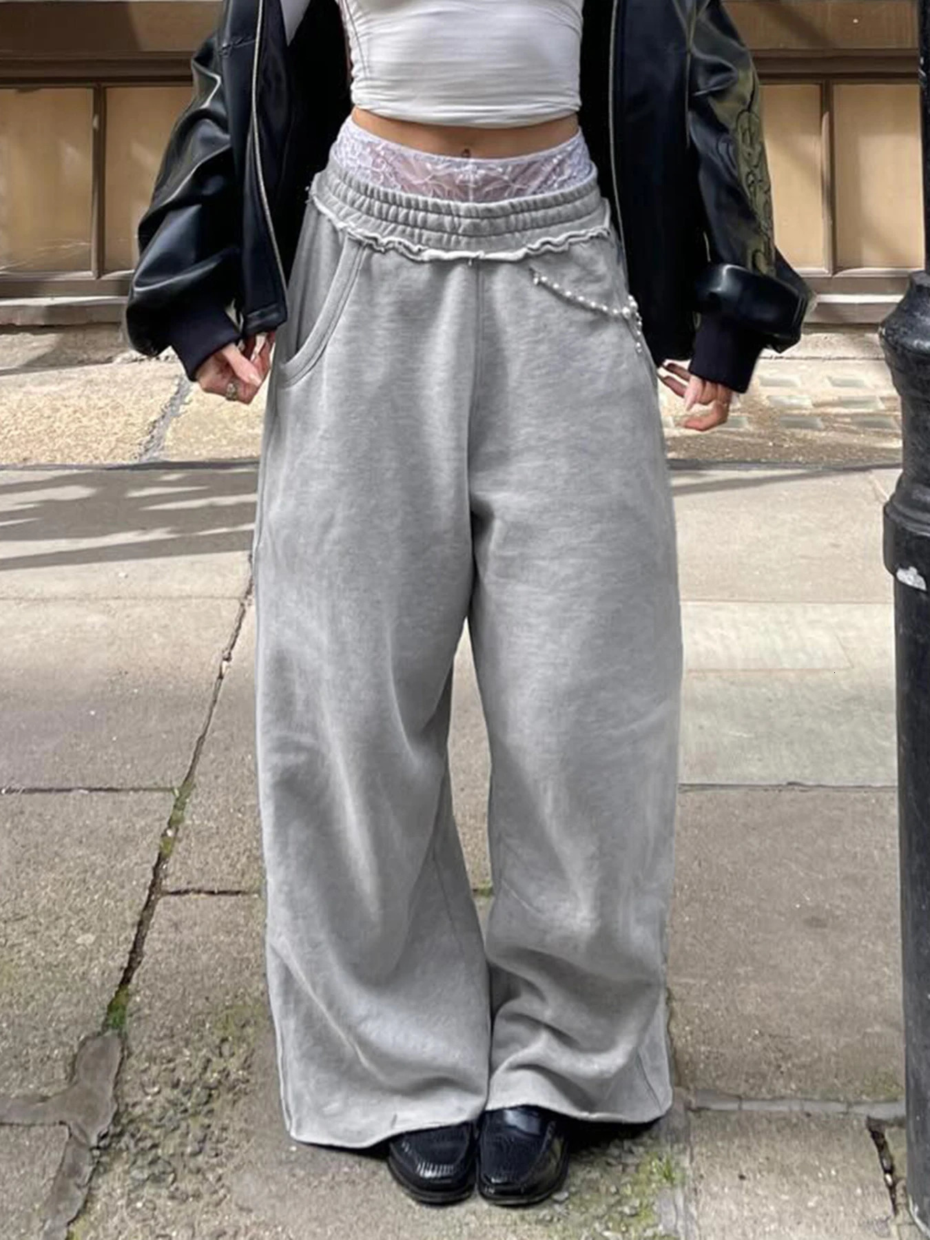 Weekeep Baggy Grey Sweatpants Stitching Pockets Elastic Low Rise Casual Straight Pants y2k Street Style Women Trousers Harajuku Z260314