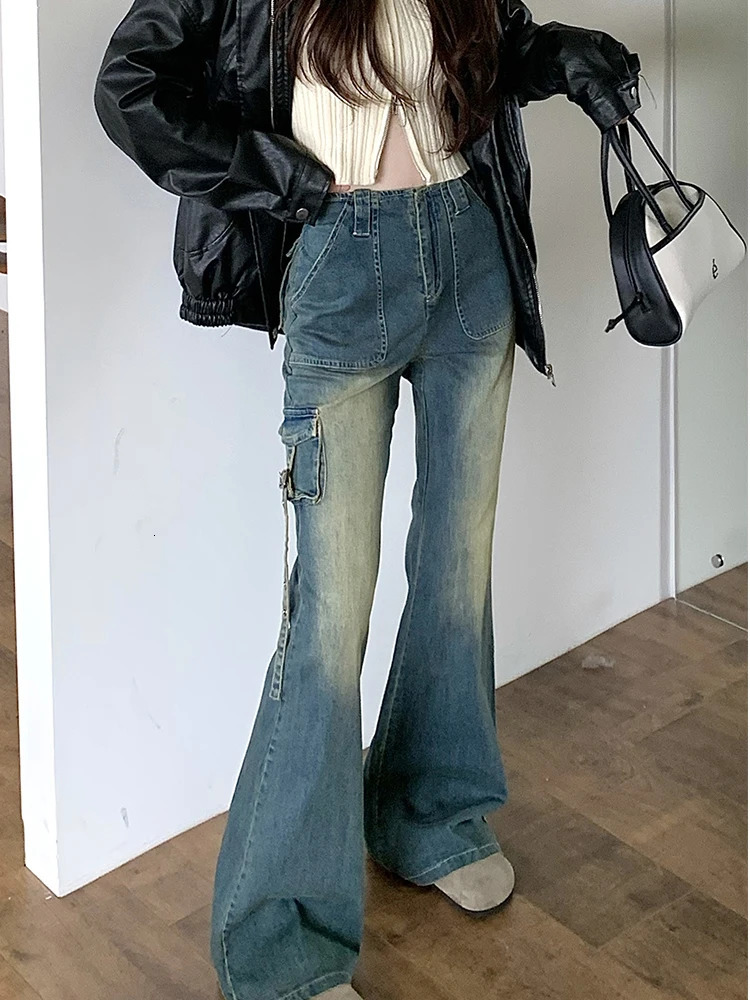 Women Korean Vintage High Waist Denim Pants Kpop Flare Jeans Gyaru Bell Bottom Jeans 2000s Aesthetic Grunge Y2k Streetwear Punk 240807
