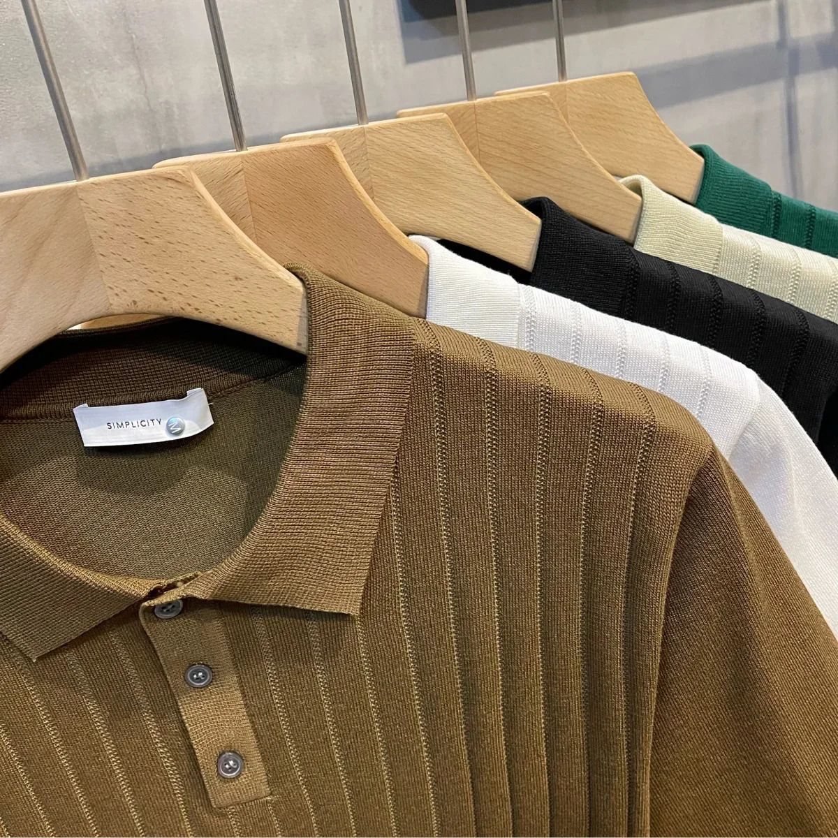 Spring/Summer Vintage Mens Loose Polo Shirts Neck Knitwear Mens Casual Jacquard Vertical Polo Shirt Top Men Shirts 240807