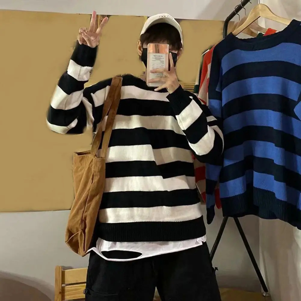 Mens autumn sweater with warm round neck long sleeved zipper comfortable stripes contrasting colors crew collar winter mens clothing 240807