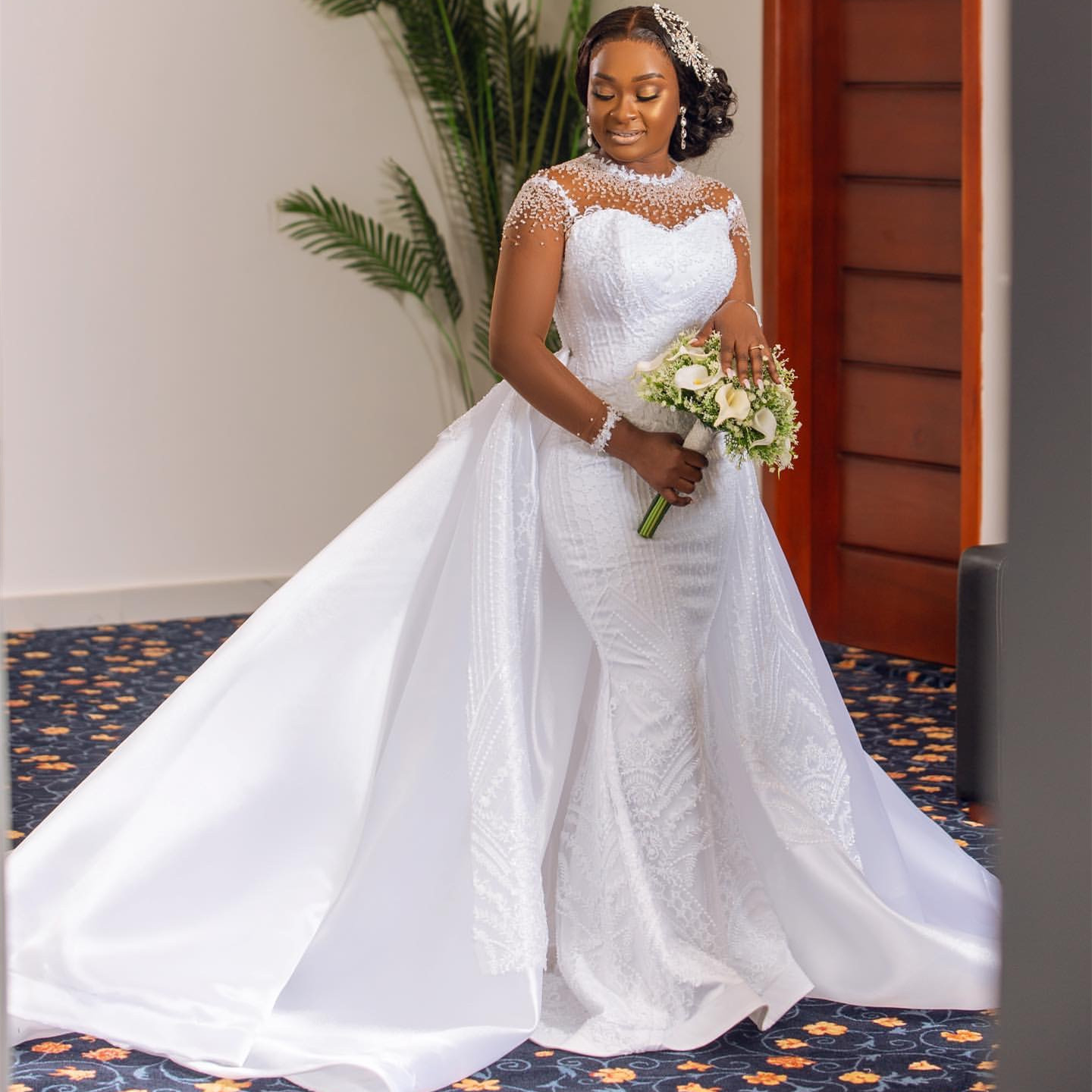 2024 Arabic Aso Ebi Plus Size White Mermaid Wedding Dresses Lacefull Beaded Sheer Neck Detachable Train Bridal Gowns Dress Vestidos De Novia ZJ409