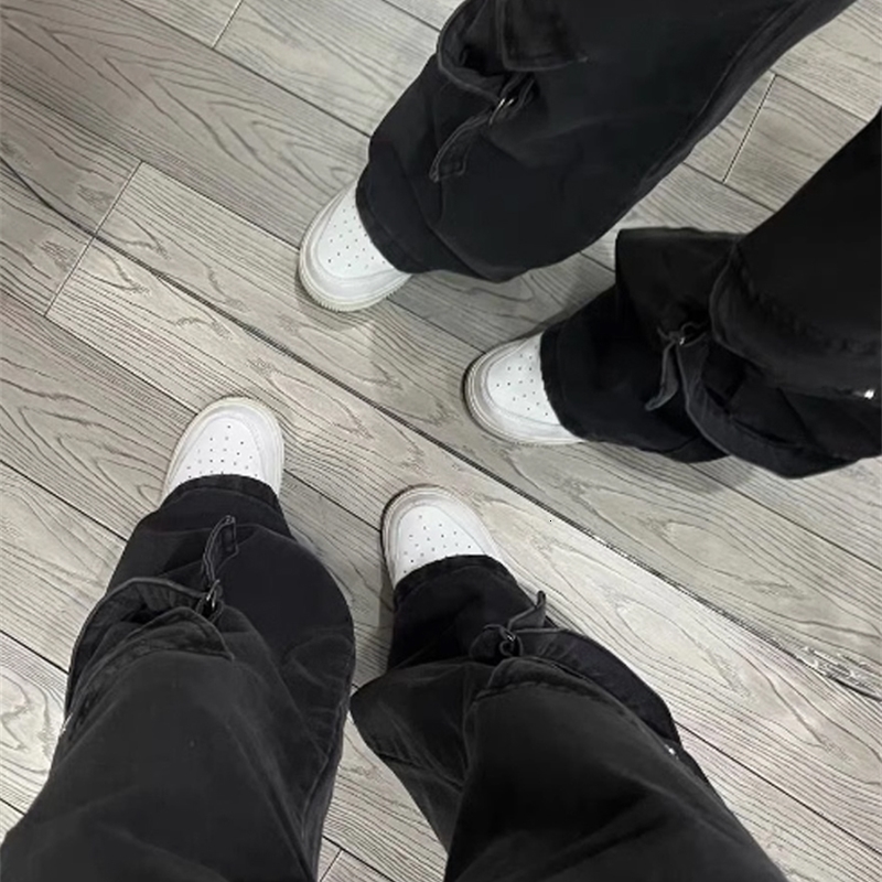 Women Black Gothic Cargo Jeans Harajuku Vintage Y2k Baggy Denim Trousers Oversize Japanese 2000s Style Jean Pants Trashy Clothes 240806