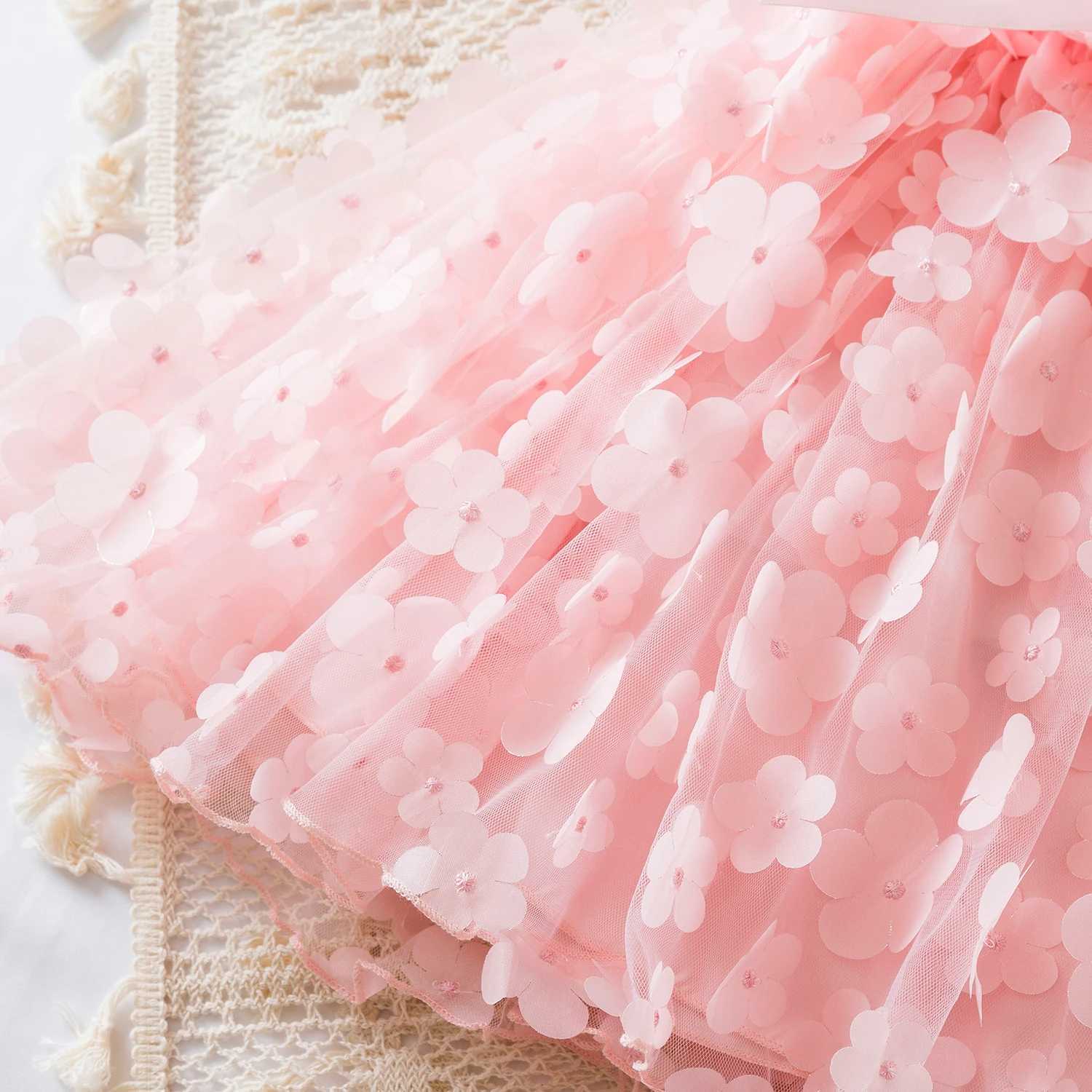 Summer 3D floral grid ruffled sleeves for children aged 1-5 girls birthday parties princess dresses Tutu cute baby clothingW240720