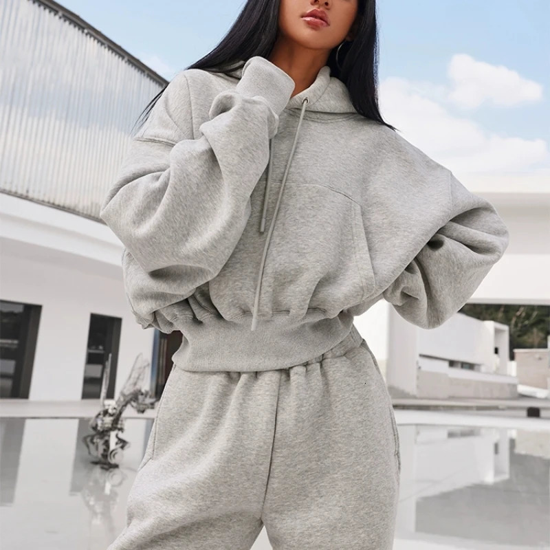 Wholesale Fall Winter Fleece Crop Hoodies and Pants 2 Piece Set Tracksuit Women Sports Outfits Two Piece Suit Mujer Solid Casual 240807