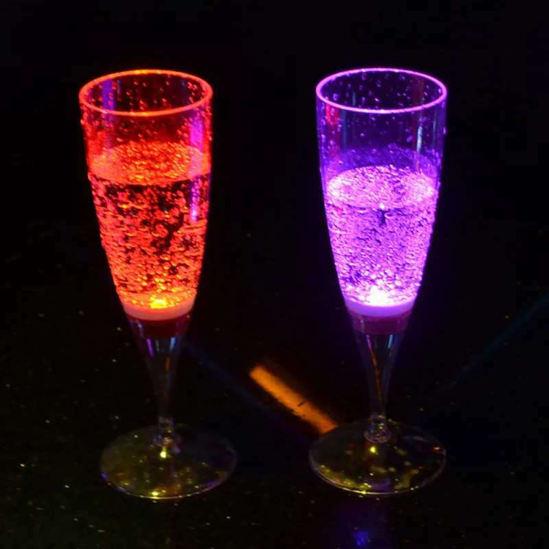 6pcs LED Luminous Creative Wine Glass Champagne Glass Plastic High Foot Wine Cocktail Glass Banquet Wedding Decoration 241126