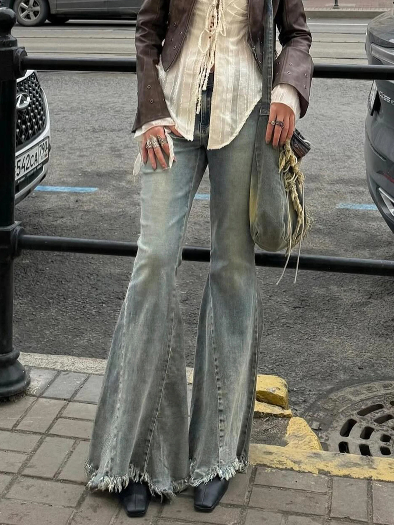 Weekeep Distressed y2k Jeans Vintage 2000s Low Rise Flared Pants Korean Fashion Denim Boot Cut Pants for Women Harajuku Trousers 240807