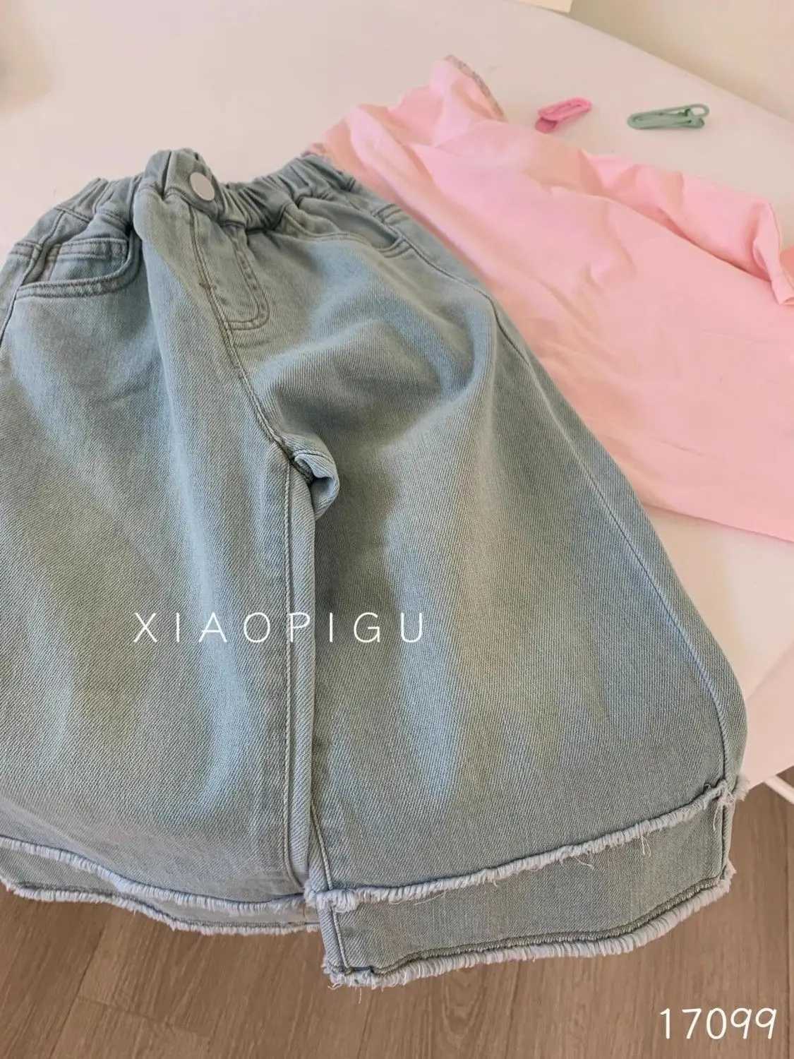 Jeans Korean Retro Light Blue Washed Girls Jeans Childrens 2024 Spring New Loose and Versatile Straight Leg Pants Wide Leg Pants