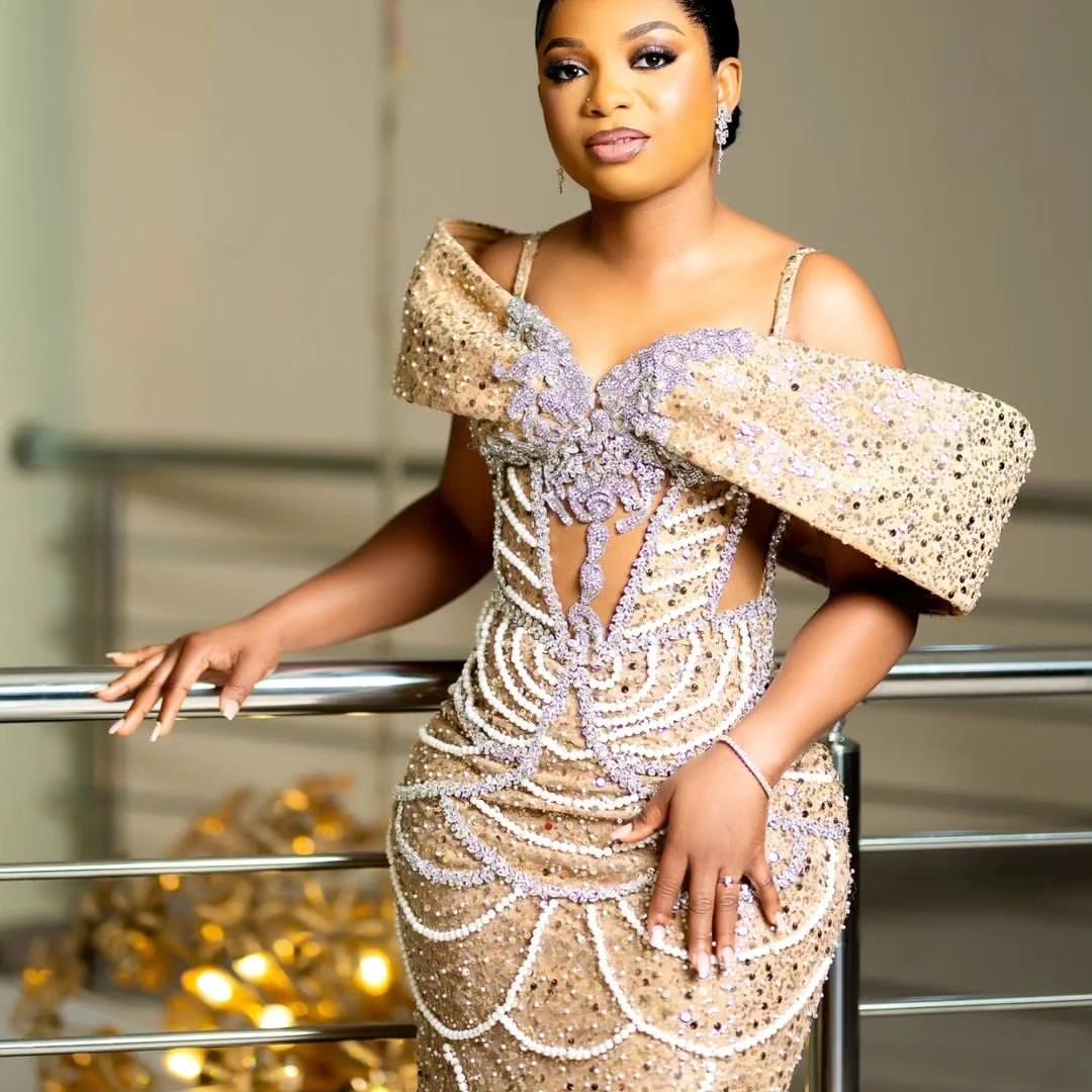 2024 Plus Size Gold Mermaid Prom Dress Lacefull Promdress Crystals Beaded Evening Formal Party Second Reception Birthday Engagement Gowns Dresses ZJ64