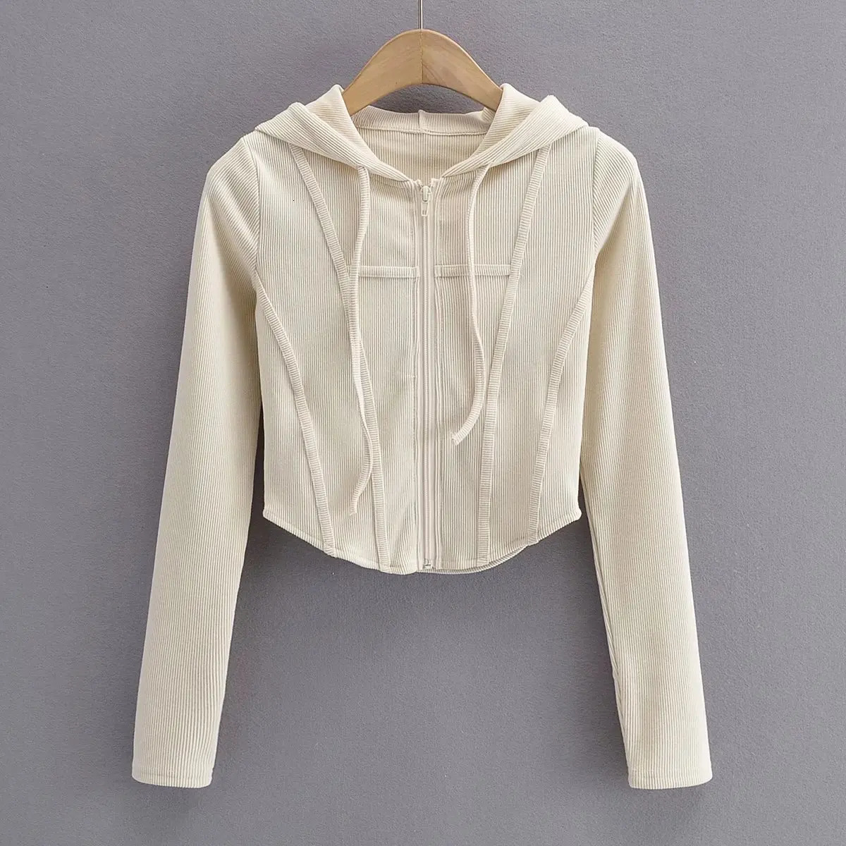 Fall fashion cropped hoodies women zip up hoodie korean fashion sweatshirts hooded cute long sleeve crop top sexy curve hem 240807