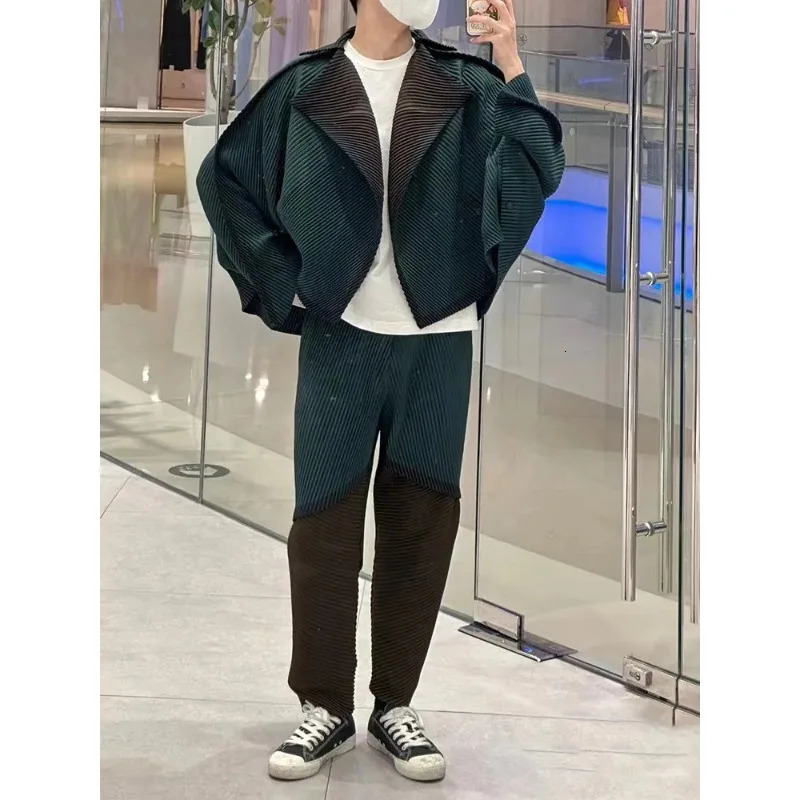 Miyake pleated autumn mens casual pants with high elasticity sporty and feet colorful crop Japanese streetwear 2023 240807 - view 3