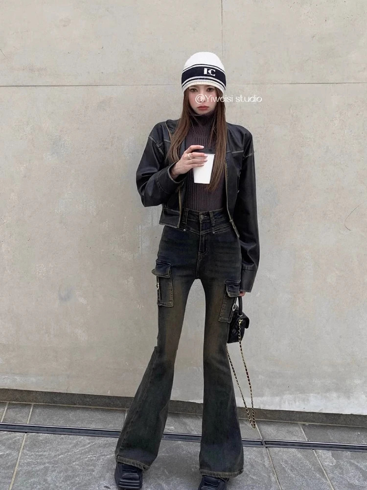 Women Japanese Streetwear Low Rise Flare Jeans 2000s Aesthetic Y2k Black Denim Pants Bell Bottom Gyaru Harajuku Fashion Vintage 240807
