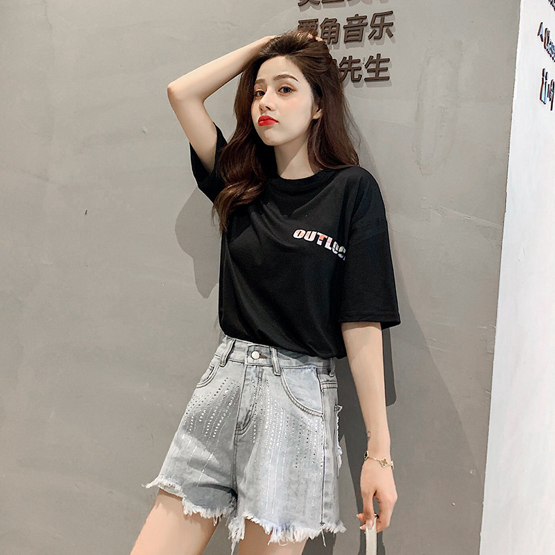 Summer new Korean version high waisted A-line bright diamond internet famous denim shorts with women's fringed edges, slimming and wide leg hot p
