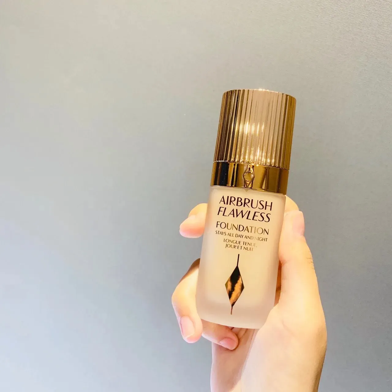 30ml Foundation Airbrush Flawless Stays All Day and Night Makeup Liquid Foudantions 4 colors 1N 2N 1C 2C Brand Face Cosmetics Concealer High Quality